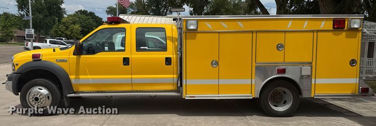 image for item DZ8614 2005 Ford F550 rescue vehicle