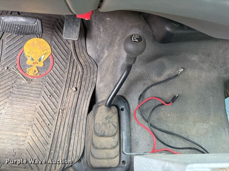 image for item DZ8614 2005 Ford F550 rescue vehicle