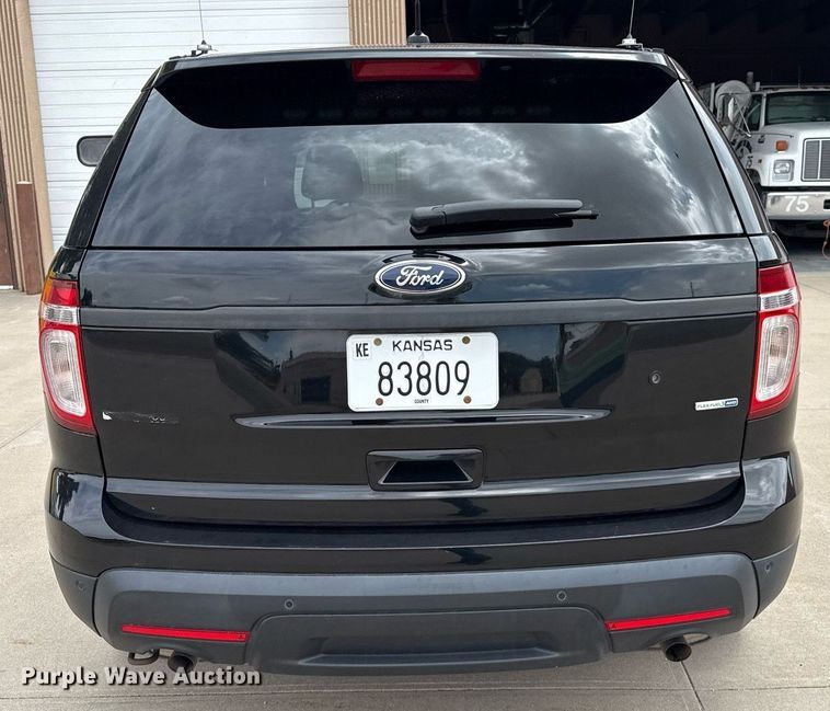 image for item DZ8615 2014 Ford Explorer Police Interceptor SUV