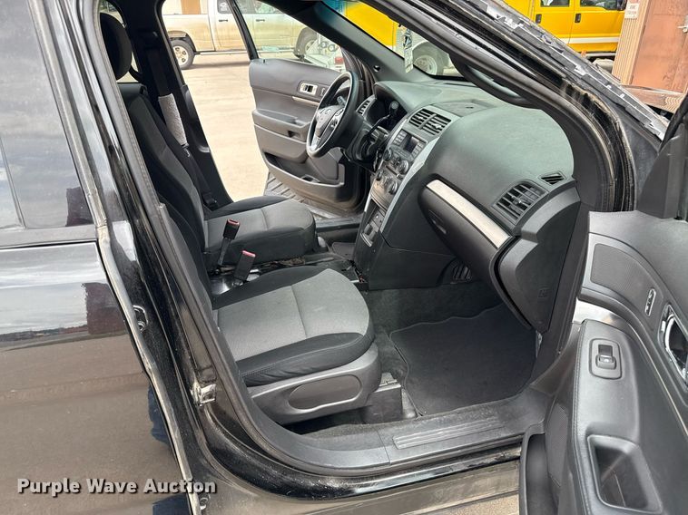 image for item DZ8615 2014 Ford Explorer Police Interceptor SUV