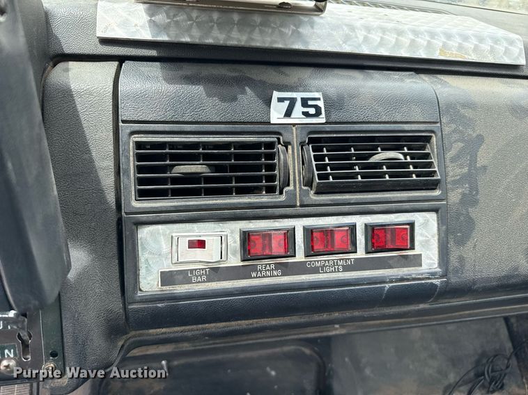 image for item DZ8616 1991 Chevrolet Kodiak C6500 tanker fire truck