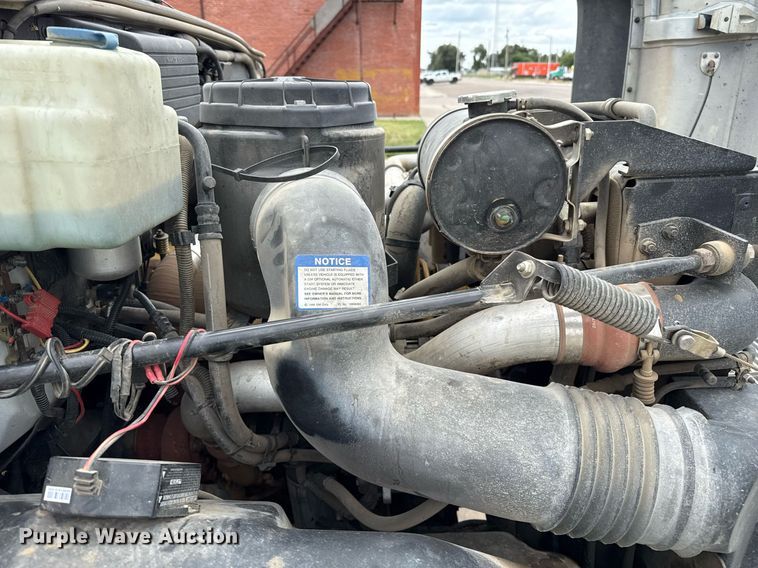 image for item DZ8616 1991 Chevrolet Kodiak C6500 tanker fire truck