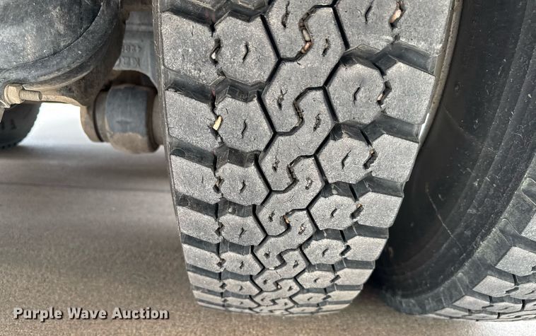 image for item DZ8616 1991 Chevrolet Kodiak C6500 tanker fire truck