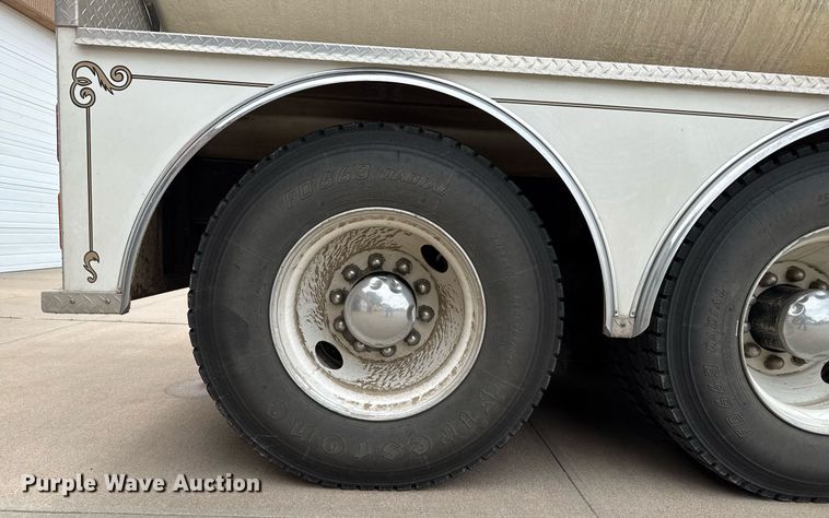 image for item DZ8616 1991 Chevrolet Kodiak C6500 tanker fire truck