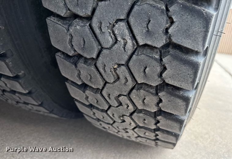 image for item DZ8616 1991 Chevrolet Kodiak C6500 tanker fire truck