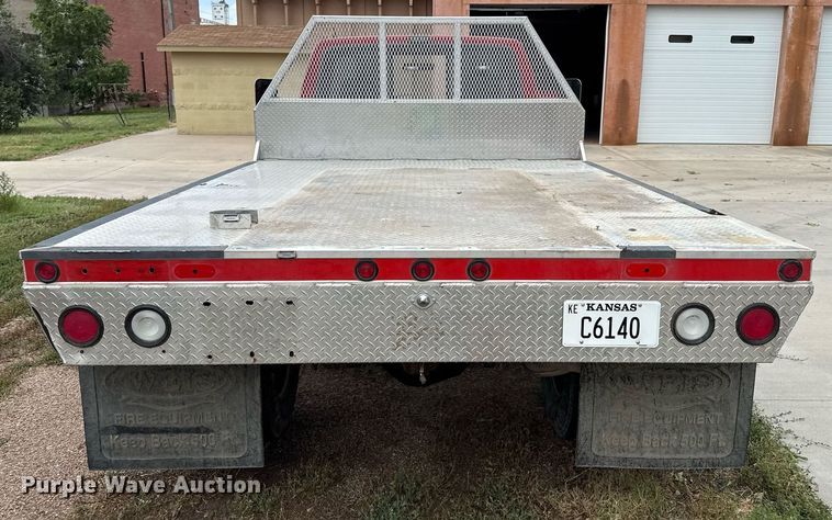 image for item DZ8618 1993 Ford F350 flatbed pickup truck