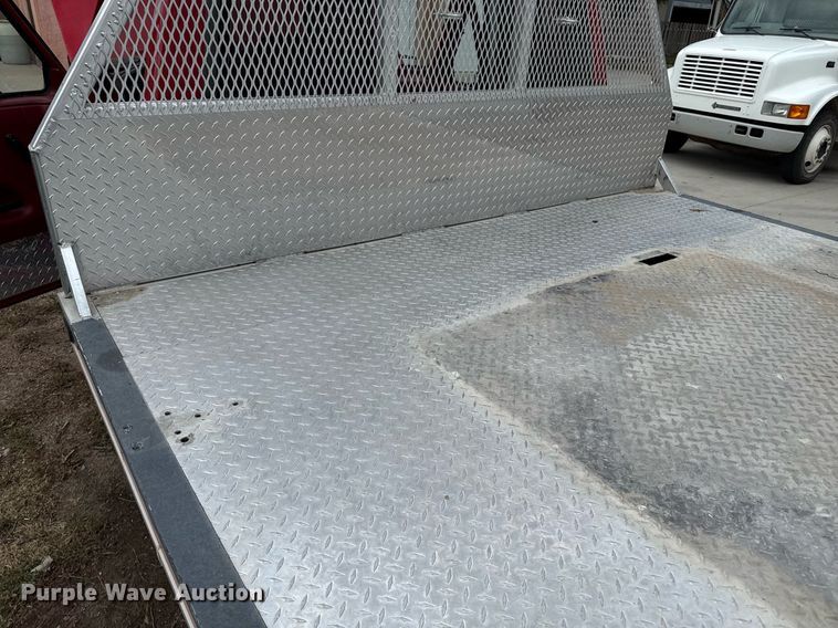 image for item DZ8618 1993 Ford F350 flatbed pickup truck