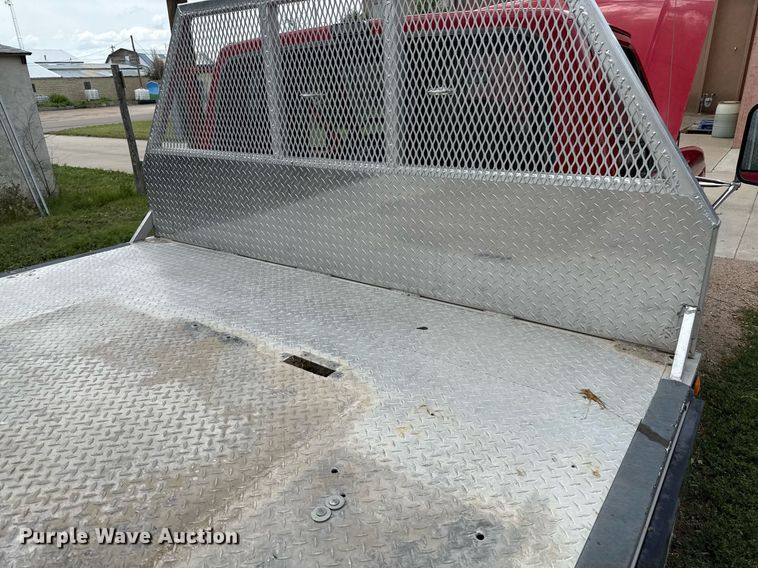 image for item DZ8618 1993 Ford F350 flatbed pickup truck