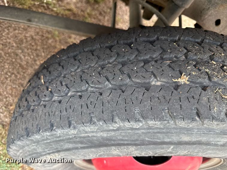 image for item DZ8618 1993 Ford F350 flatbed pickup truck