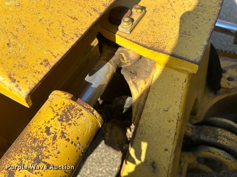 image for item EB2641 2007 Komatsu D39PX-21 dozer