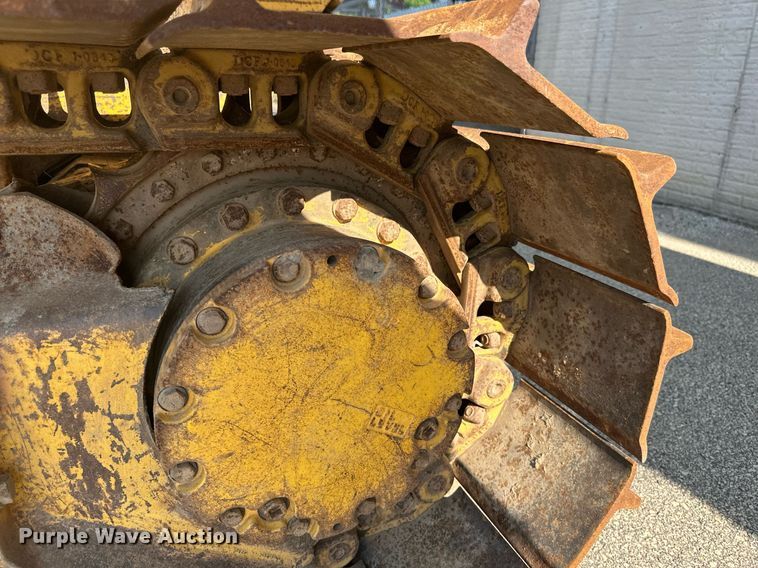 image for item EB2641 2007 Komatsu D39PX-21 dozer