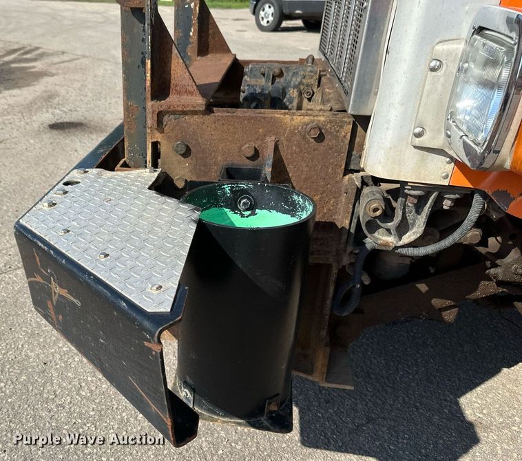 image for item EB2642 2004 Peterbilt 357 dump truck