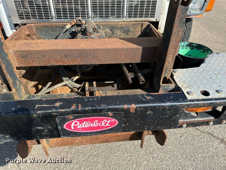 image for item EB2642 2004 Peterbilt 357 dump truck