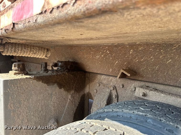 image for item EB2642 2004 Peterbilt 357 dump truck