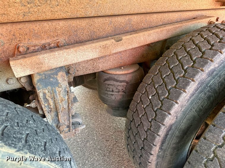 image for item EB2642 2004 Peterbilt 357 dump truck