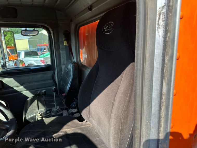 image for item EB2642 2004 Peterbilt 357 dump truck