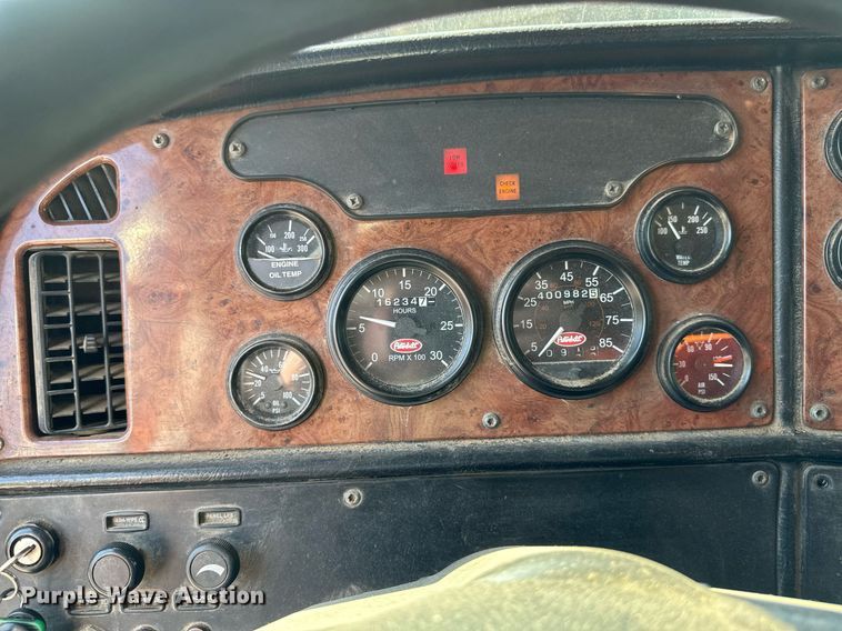 image for item EB2642 2004 Peterbilt 357 dump truck