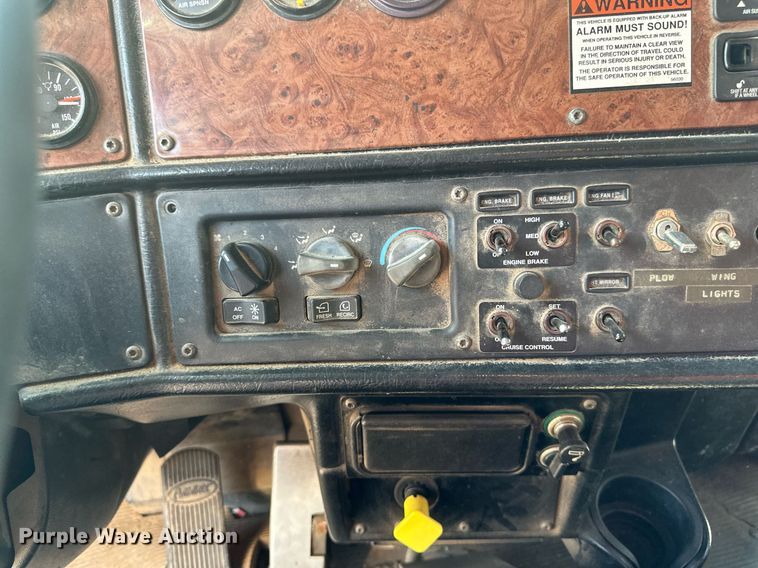 image for item EB2642 2004 Peterbilt 357 dump truck