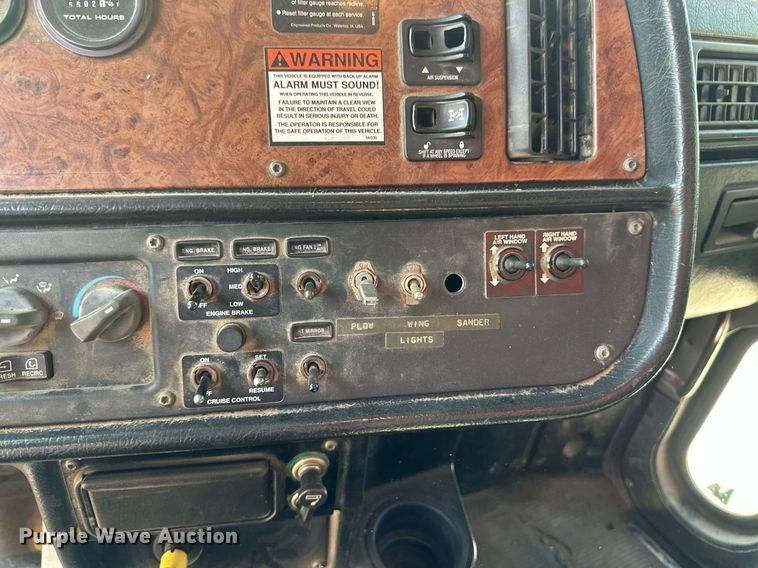 image for item EB2642 2004 Peterbilt 357 dump truck