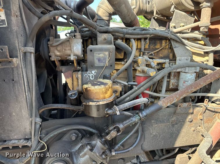 image for item EB2642 2004 Peterbilt 357 dump truck