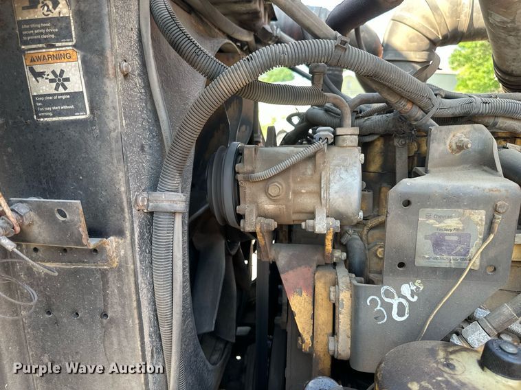 image for item EB2642 2004 Peterbilt 357 dump truck