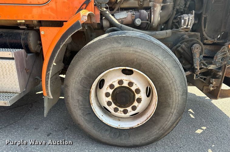 image for item EB2642 2004 Peterbilt 357 dump truck