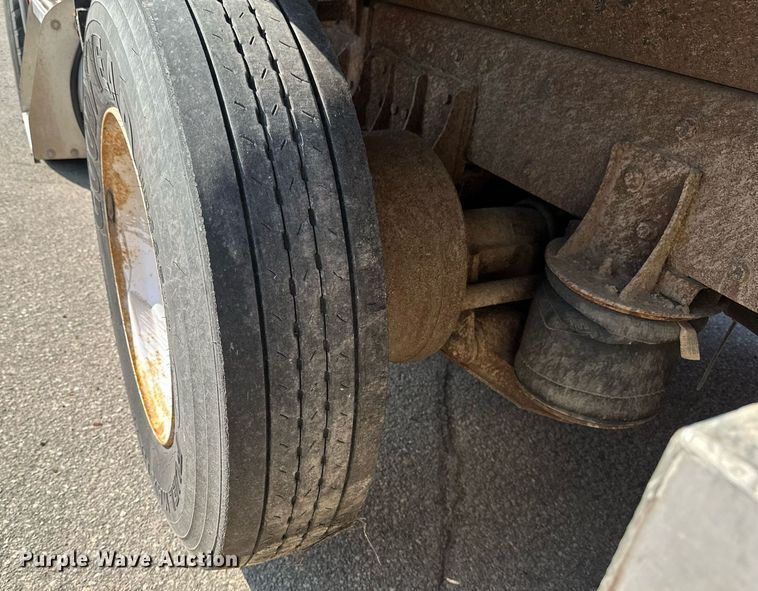 image for item EB2642 2004 Peterbilt 357 dump truck