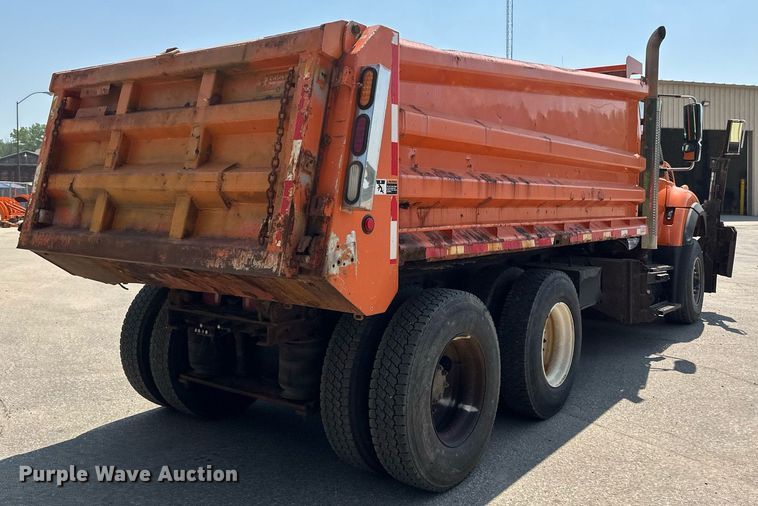 image for item EB2643 2008 International  7600 dump truck