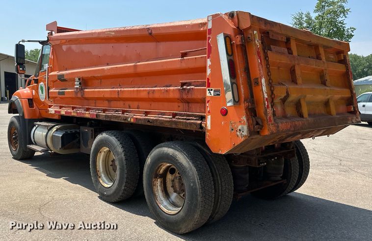 image for item EB2643 2008 International  7600 dump truck