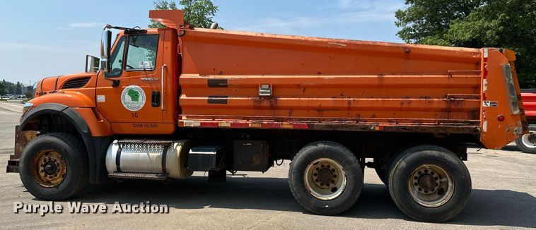 image for item EB2643 2008 International  7600 dump truck
