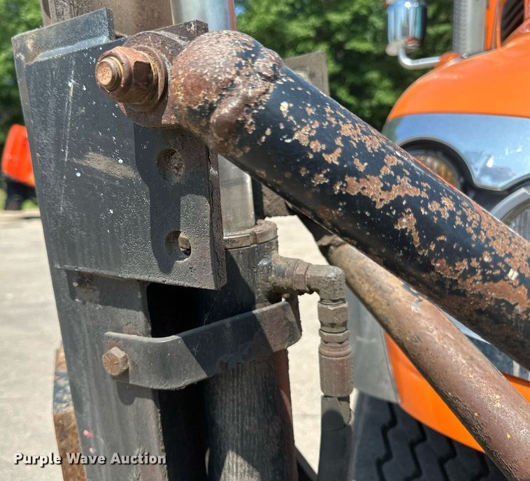 image for item EB2643 2008 International  7600 dump truck