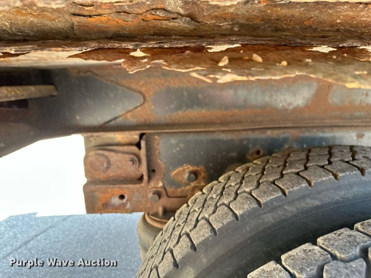 image for item EB2643 2008 International  7600 dump truck