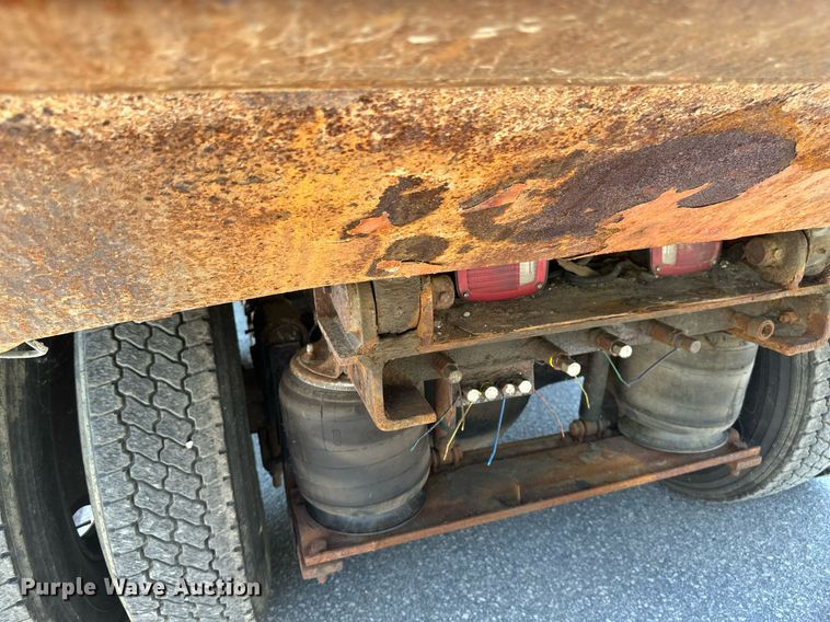 image for item EB2643 2008 International  7600 dump truck