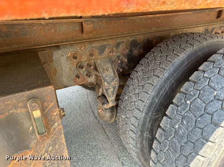 image for item EB2643 2008 International  7600 dump truck