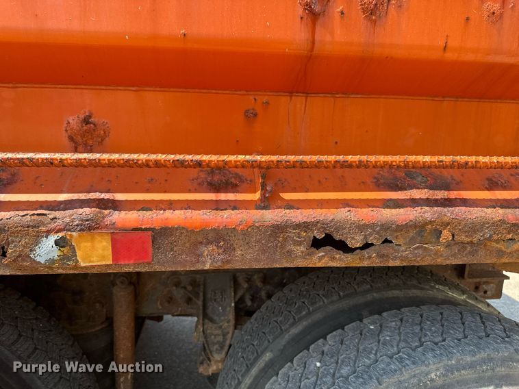 image for item EB2643 2008 International  7600 dump truck