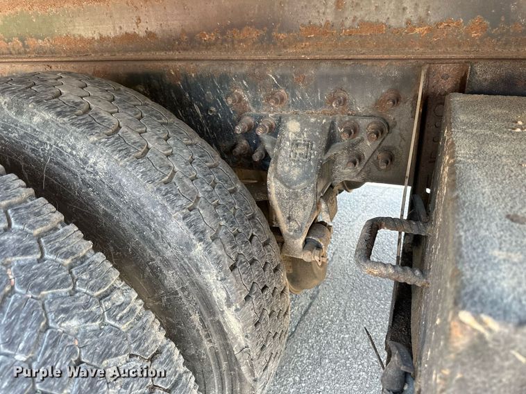 image for item EB2643 2008 International  7600 dump truck