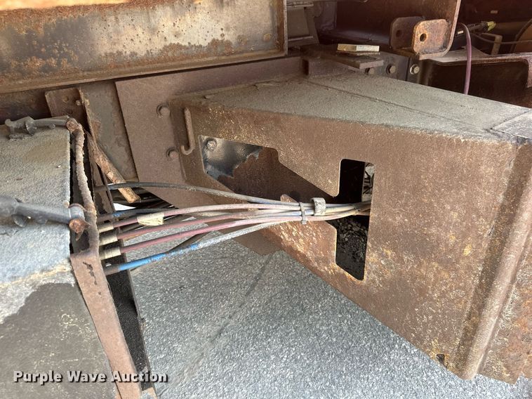 image for item EB2643 2008 International  7600 dump truck