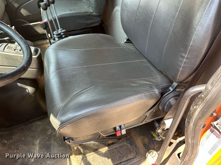 image for item EB2643 2008 International  7600 dump truck