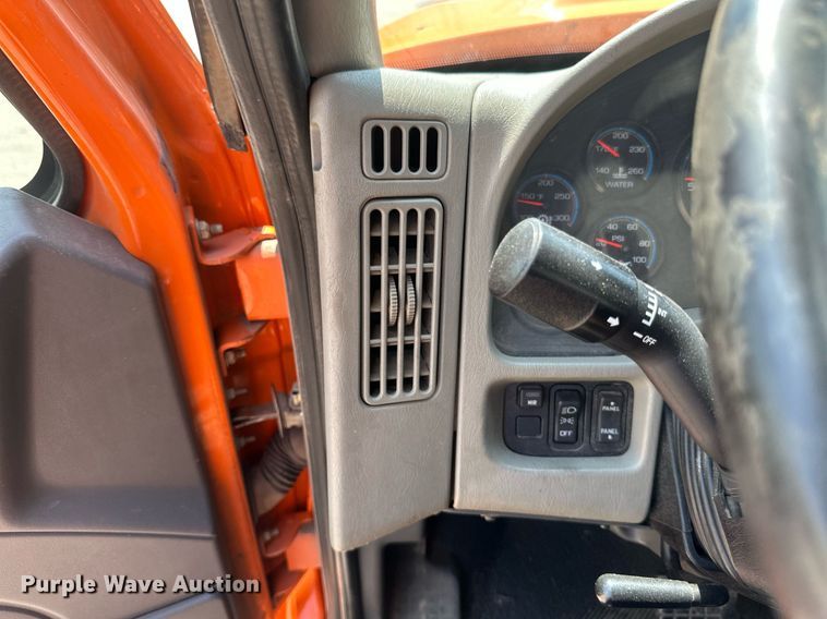 image for item EB2643 2008 International  7600 dump truck