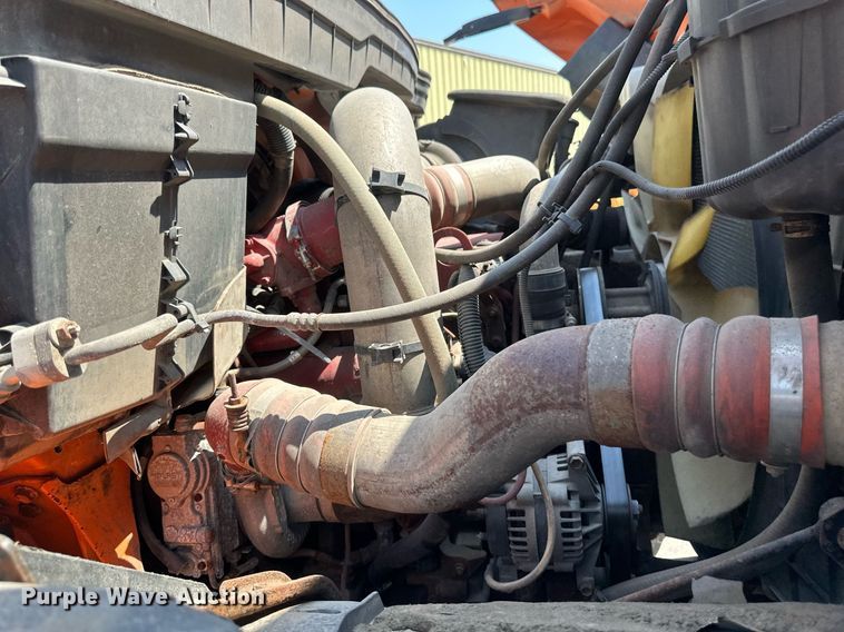 image for item EB2643 2008 International  7600 dump truck