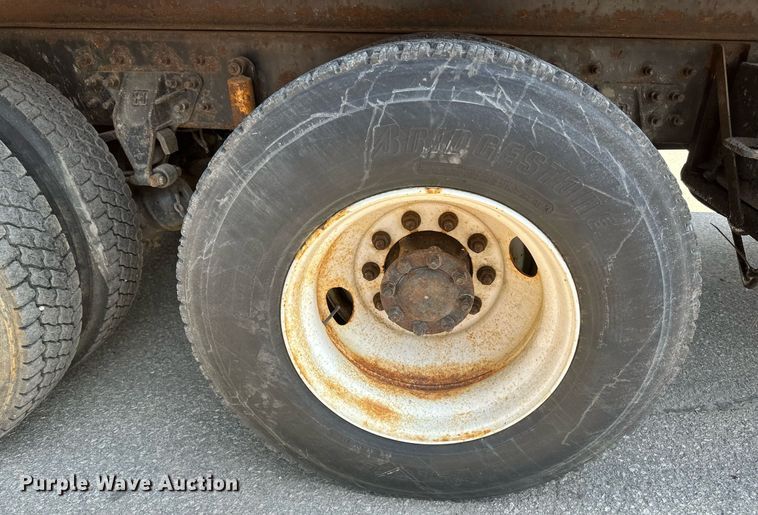 image for item EB2643 2008 International  7600 dump truck