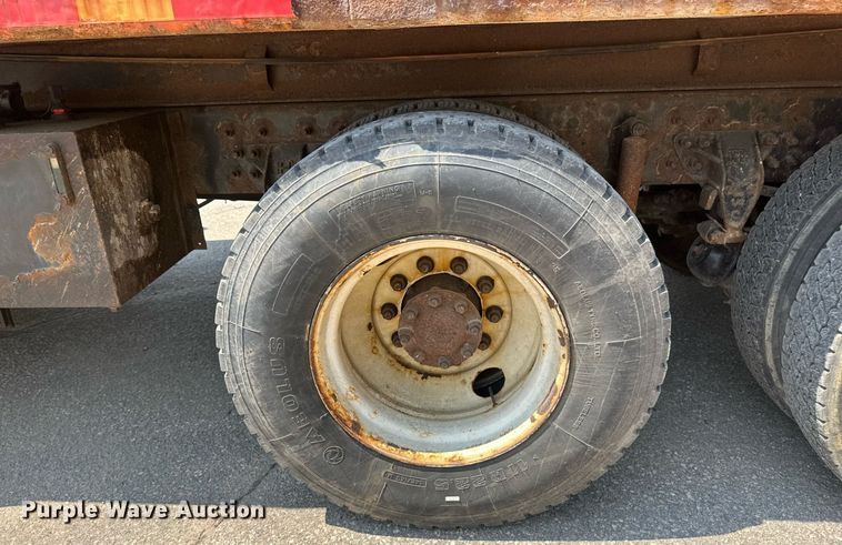 image for item EB2643 2008 International  7600 dump truck