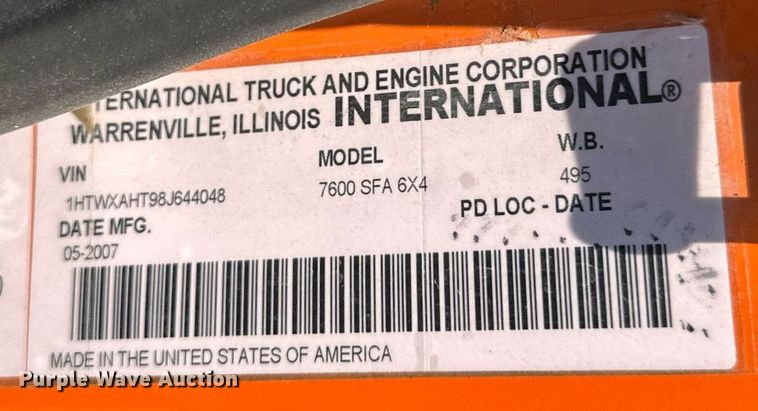 image for item EB2643 2008 International  7600 dump truck