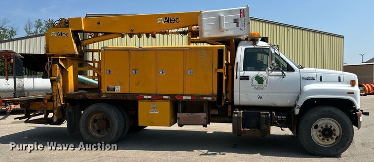 image for item EB2644 1996 GMC TopKick digger derrick truck