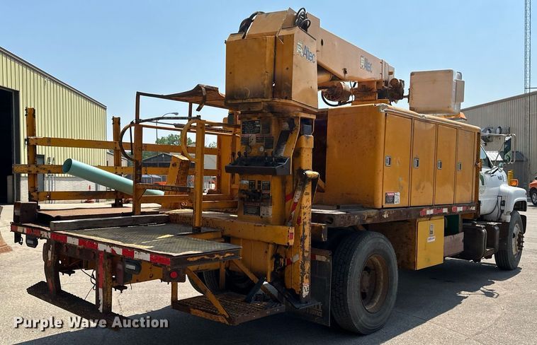 image for item EB2644 1996 GMC TopKick digger derrick truck
