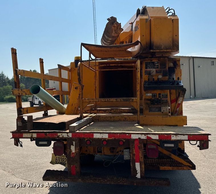 image for item EB2644 1996 GMC TopKick digger derrick truck