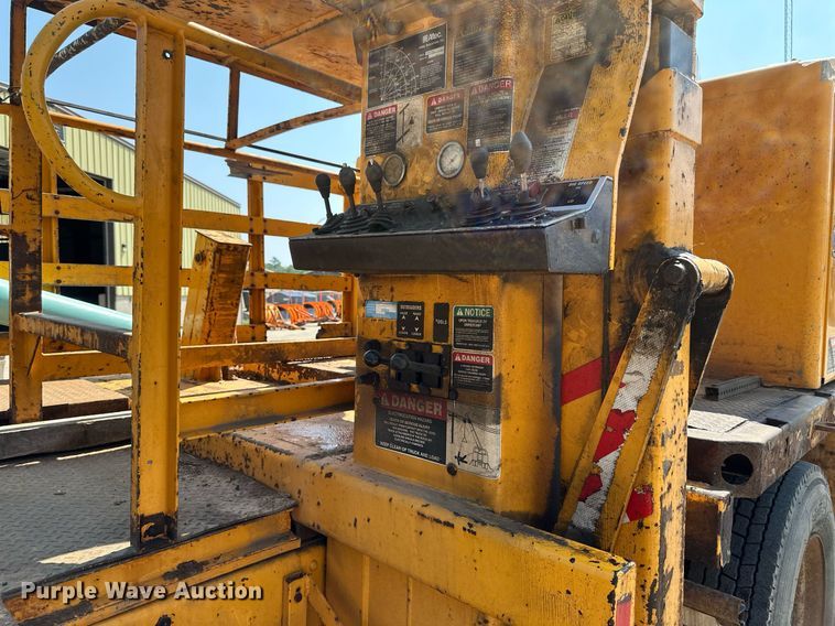 image for item EB2644 1996 GMC TopKick digger derrick truck