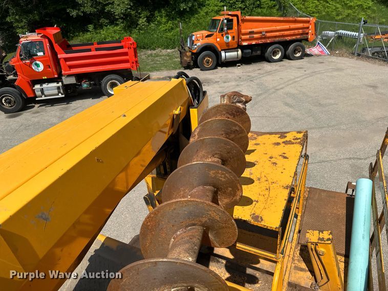 image for item EB2644 1996 GMC TopKick digger derrick truck