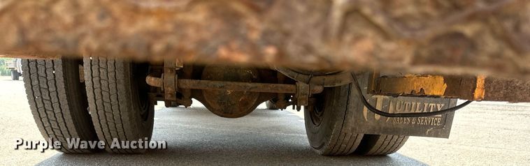 image for item EB2644 1996 GMC TopKick digger derrick truck