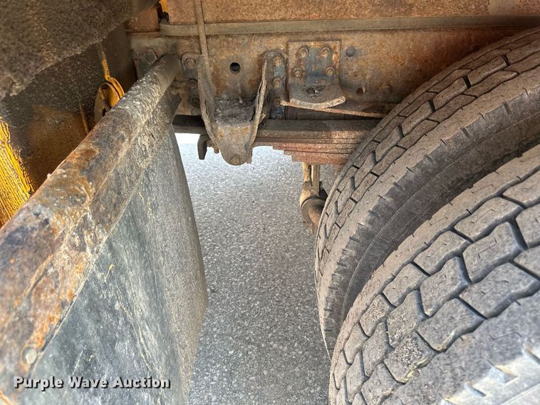 image for item EB2644 1996 GMC TopKick digger derrick truck